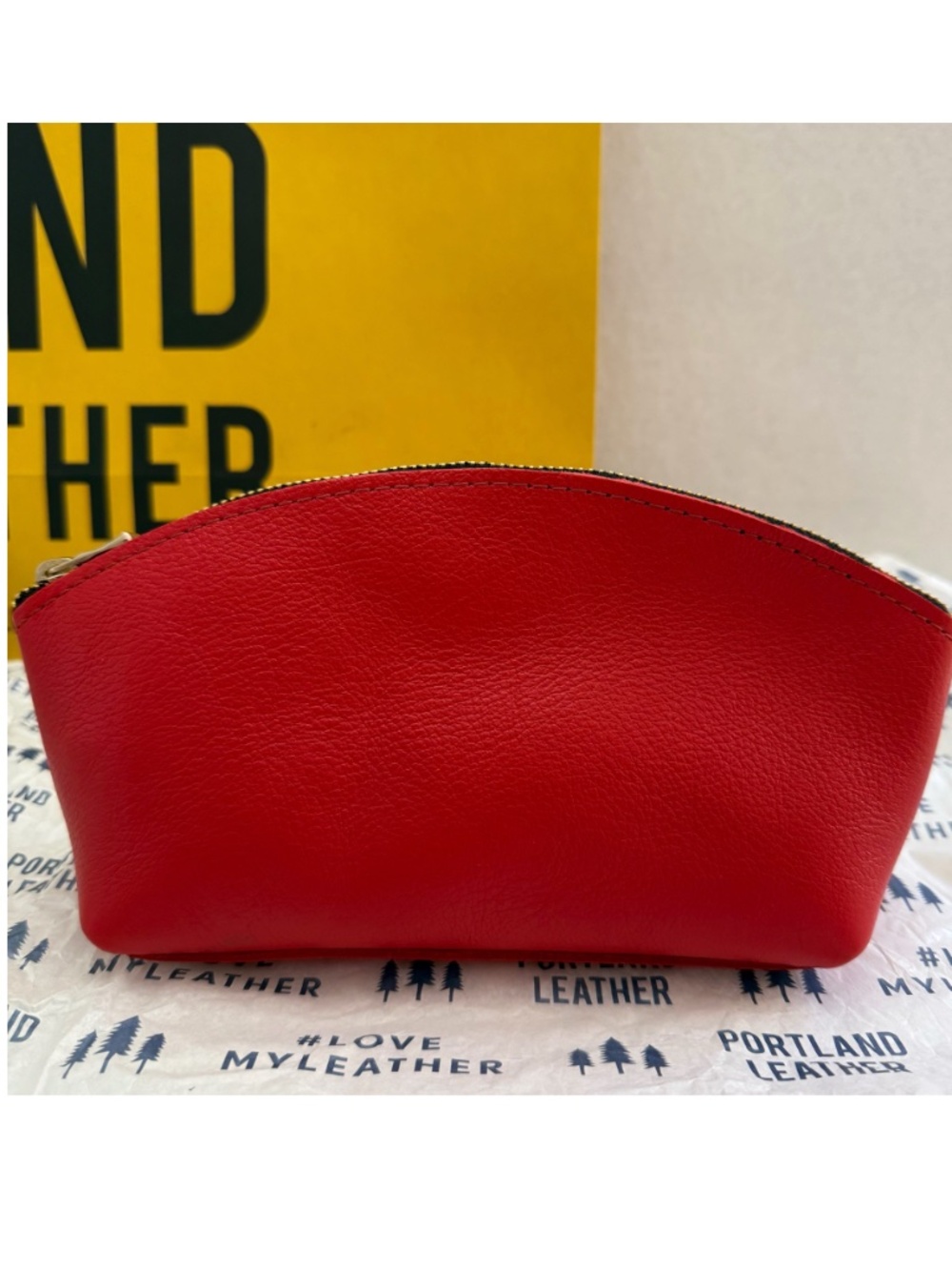 NWT Portland Leather Goods PLG Eclipse Makeup Bag in Cherry Red